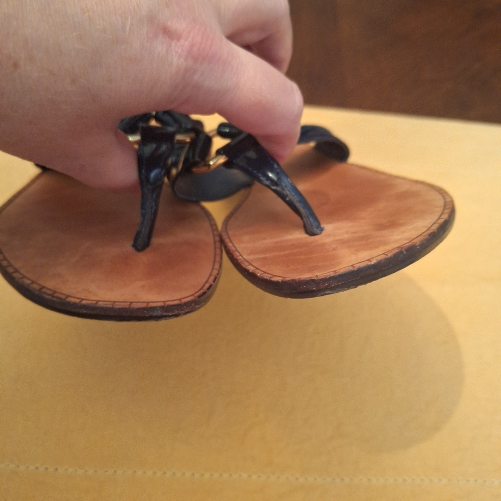 Lilly Pulitzer Leather Navy Made In Brazil Flip Flop Flat Sandals Sz 7 - Picture 13 of 14